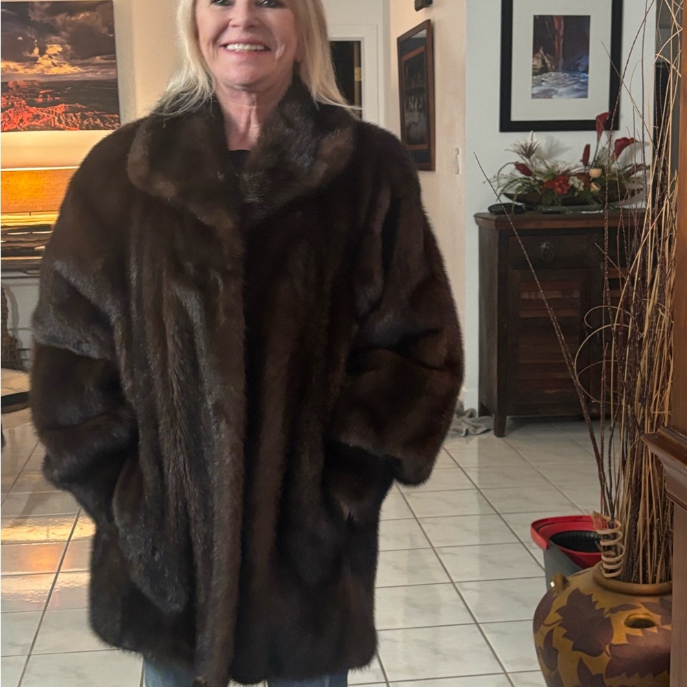 Saga Furs Rich med Chocolate mink coat